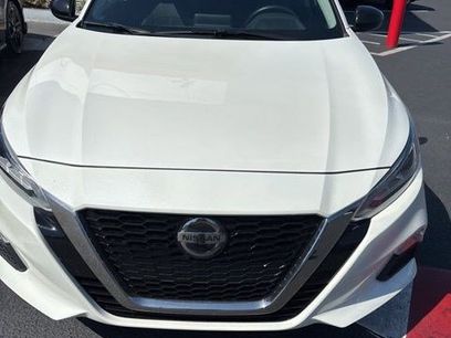 Used 2019 Nissan Altima 2.5 SR w/ SR Premium Package