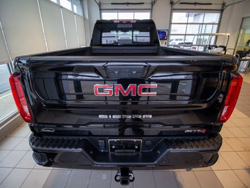 Used 2023 GMC Sierra 3500 AT4 w/ AT4 Premium Plus Package image 6