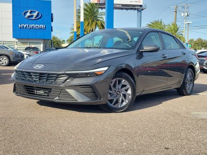 Used 2025 Hyundai Elantra Blue