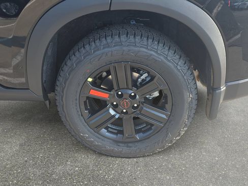 New 2026 Nissan Rogue SV w/ Rock Creek Premium Package AWD/4WD image 32