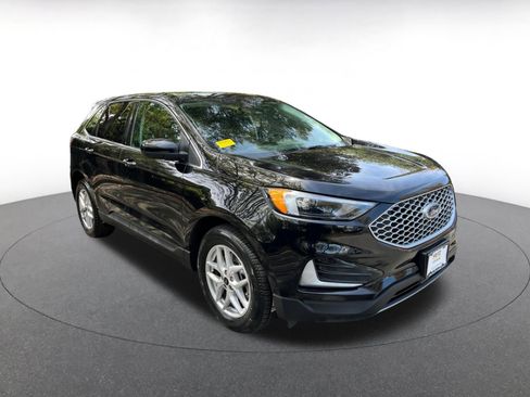 Used 2024 Ford Edge SEL image 1