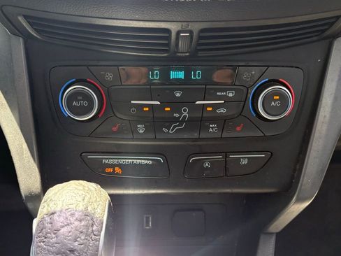 Used 2018 Ford Escape SE AWD/4WD image 24