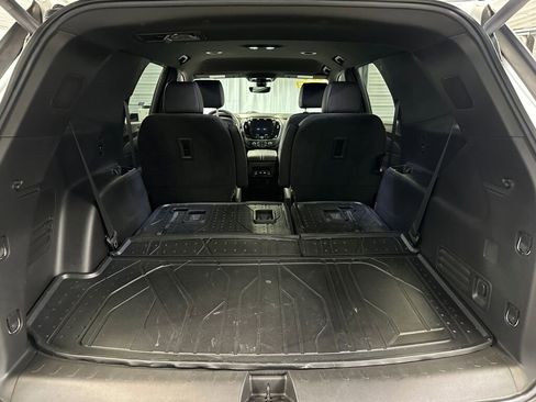Certified 2023 Chevrolet Traverse RS w/ LPO, Floor Liner Package image 29