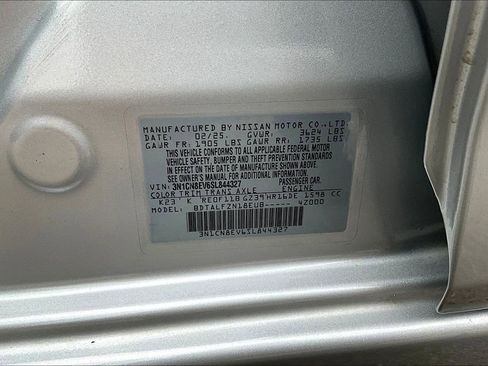 Used 2025 Nissan Versa SV FWD image 20