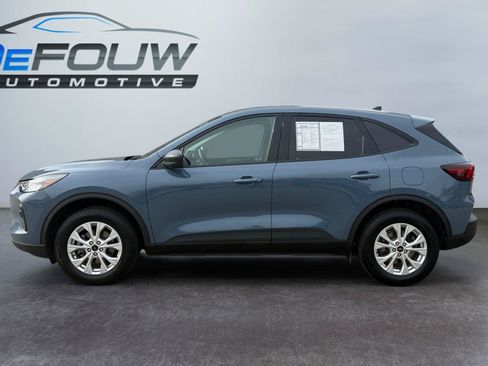 Used 2025 Ford Escape Active AWD/4WD image 6
