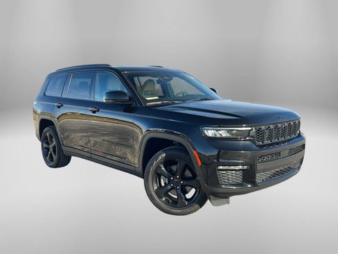 Used 2024 Jeep Grand Cherokee L Limited w/ Luxury Tech Group II image 45