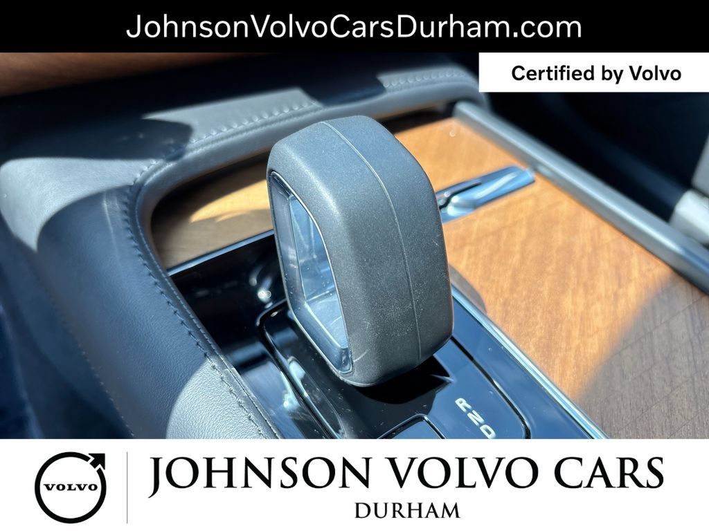 Used 2025 Volvo XC90 B6 Plus AWD/4WD image 24