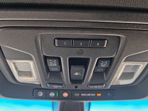 Used 2022 GMC Sierra 1500 AT4 w/ AT4 Preferred Package AWD/4WD image 40