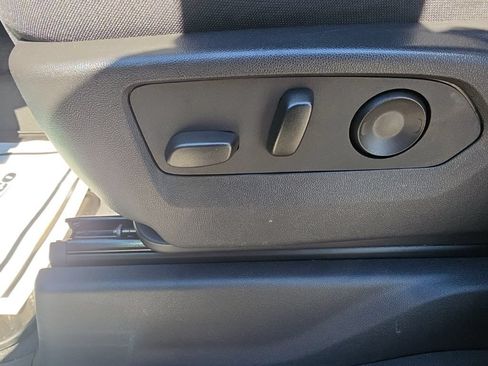 Certified 2024 Chevrolet Silverado 1500 LT AWD/4WD image 26