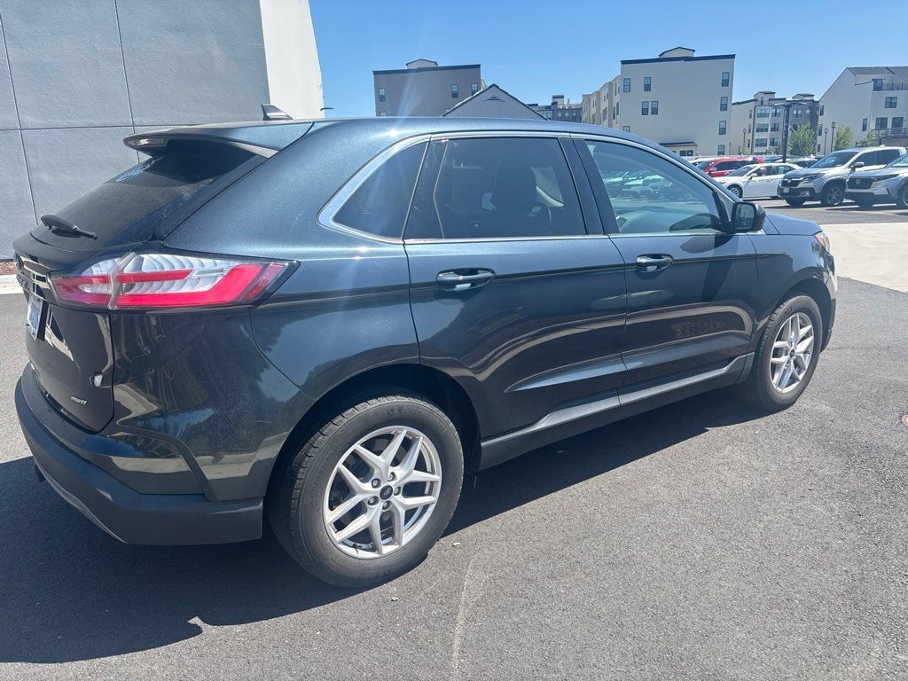 Used 2024 Ford Edge SEL w/ Convenience Package AWD/4WD image 5