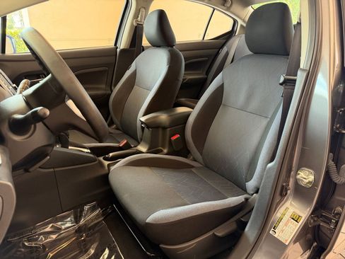 Used 2025 Nissan Versa SV FWD image 22