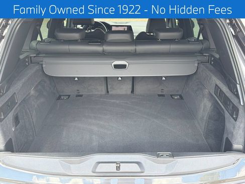 Used 2022 BMW X5 xDrive40i w/ Premium Package AWD/4WD image 18