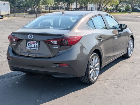 Used 2017 MAZDA MAZDA3 Grand Touring FWD image 3