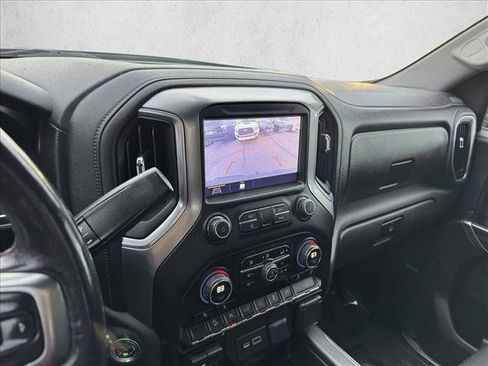Used 2019 Chevrolet Silverado 1500 RST image 13