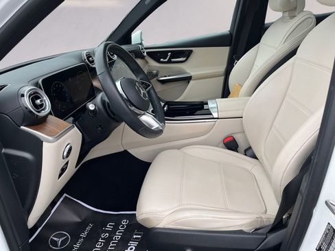 Certified 2023 Mercedes-Benz GLC 300 4MATIC image 9
