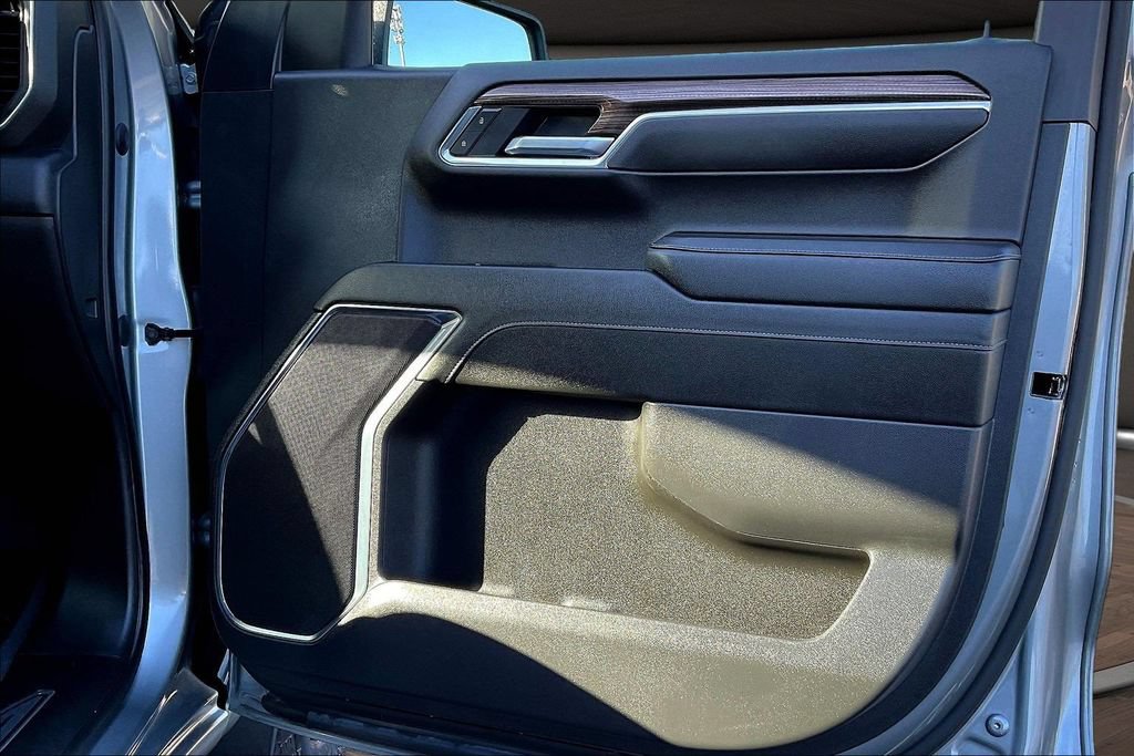 Used 2023 Chevrolet Silverado 1500 RST RWD image 32