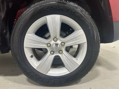 Used 2015 Jeep Patriot Latitude image 25