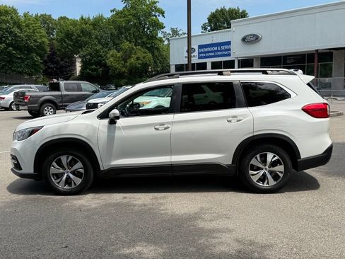 Used 2020 Subaru Ascent Premium w/ Convenience Package AWD/4WD image 9
