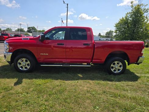 Used 2024 RAM 2500 Big Horn w/ Bed Utility Group AWD/4WD image 5