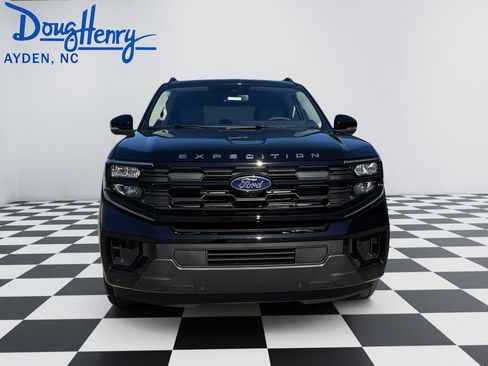 New 2025 Ford Expedition Active image 15