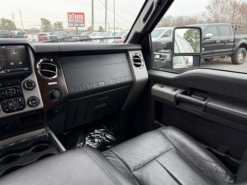Used 2014 Ford F250 Lariat w/ Chrome Package image 25