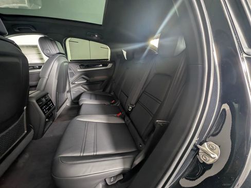 New 2026 Porsche Cayenne Coupe image 23