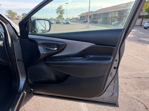 Used 2022 Nissan Murano SL w/ SL Moonroof Package image 19