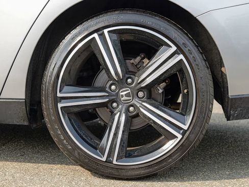 Used 2023 Honda Accord Sport image 14