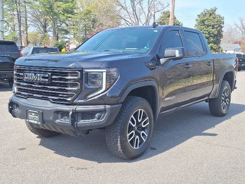 Used 2023 GMC Sierra 1500 AT4X image 7