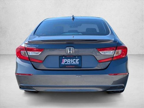 Used 2018 Honda Accord LX image 6
