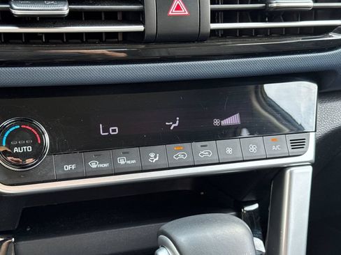 Used 2022 Kia Seltos S AWD/4WD image 21