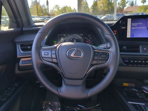 Certified 2024 Lexus UX 250h F Sport image 17