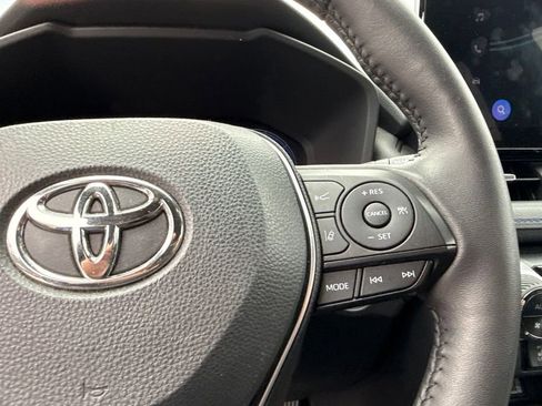 Used 2023 Toyota RAV4 XSE AWD/4WD image 8