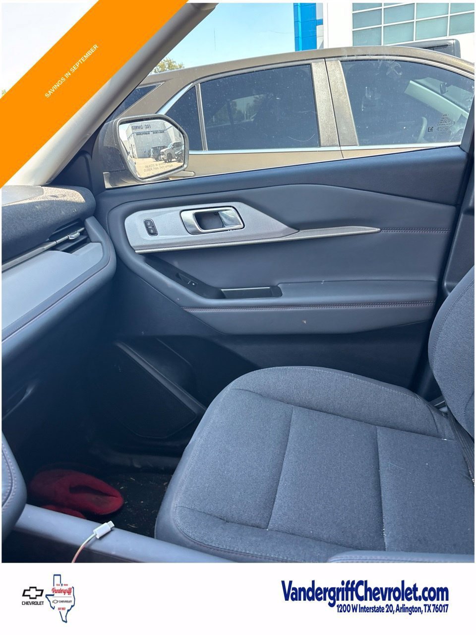 Used 2025 Ford Explorer Active RWD image 15
