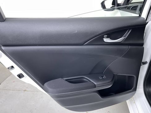 Used 2018 Honda Civic EX image 19
