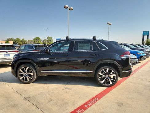 New 2026 Volkswagen Atlas Cross Sport SEL Premium R-Line image 4