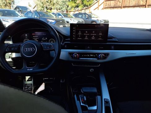 Used 2020 Audi A4 2.0T Prestige w/ Prestige Package image 18