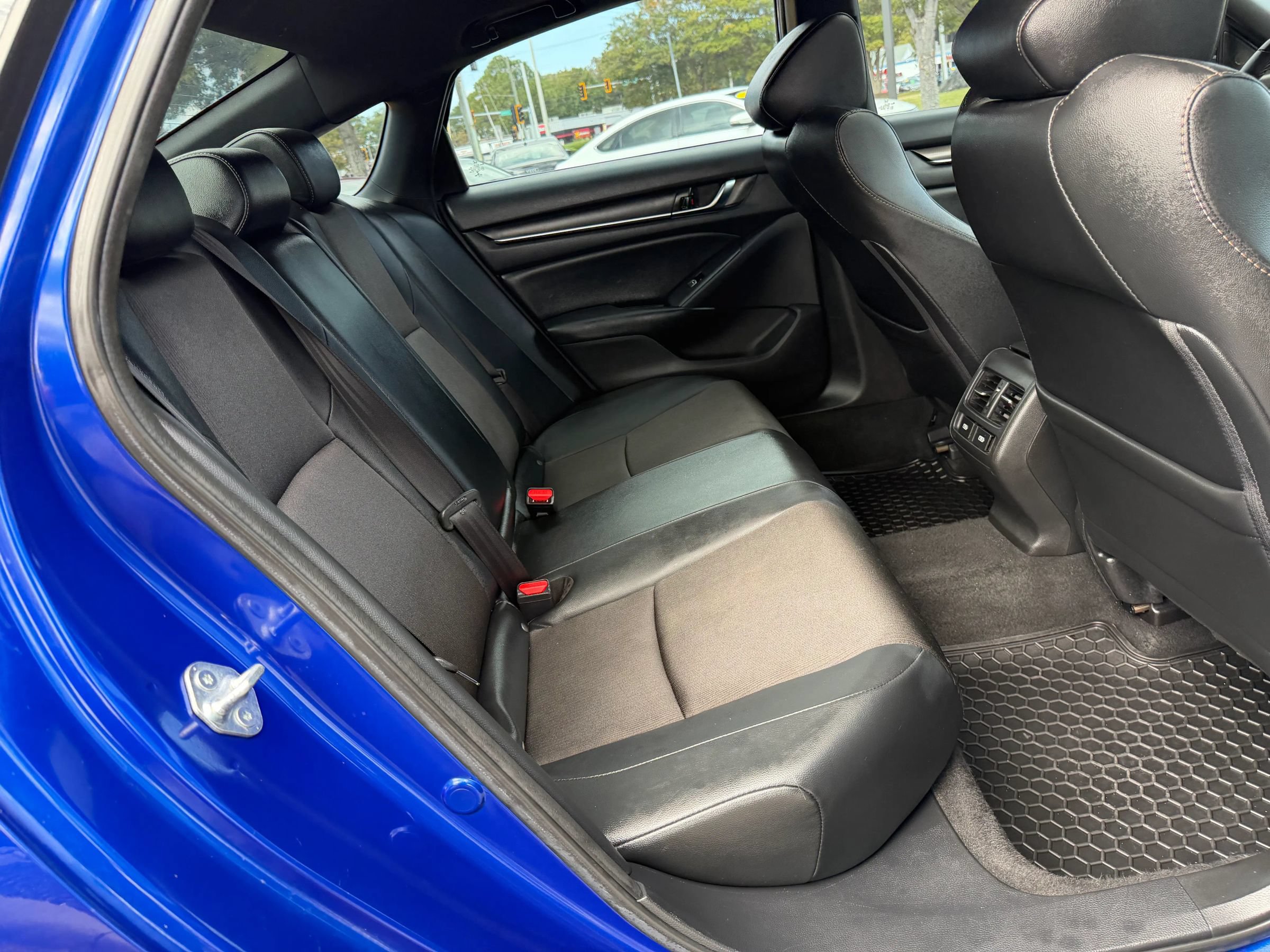 Used 2021 Honda Accord Sport image 22