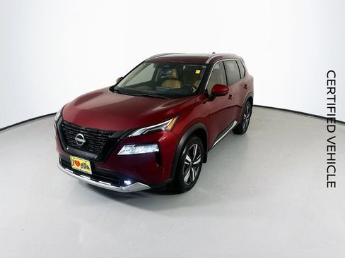 Certified 2022 Nissan Rogue Platinum w/ Head-Up Display Package FWD image 5