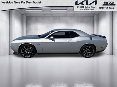 Used 2023 Dodge Challenger R/T image 8