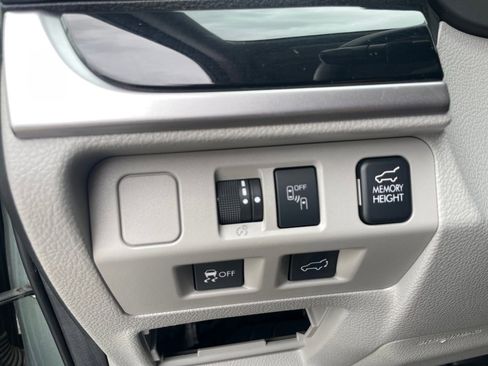 Used 2017 Subaru Forester 2.5i Limited w/ Rugged Package #2 image 25