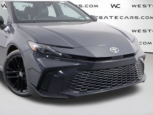 Used 2025 Toyota Camry SE w/ Convenience Package FWD image 49