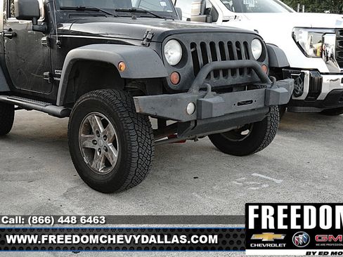 Used 2010 Jeep Wrangler Sport AWD/4WD image 2