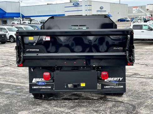 New 2025 Ford F550 4x4 Regular Cab Super Duty image 4
