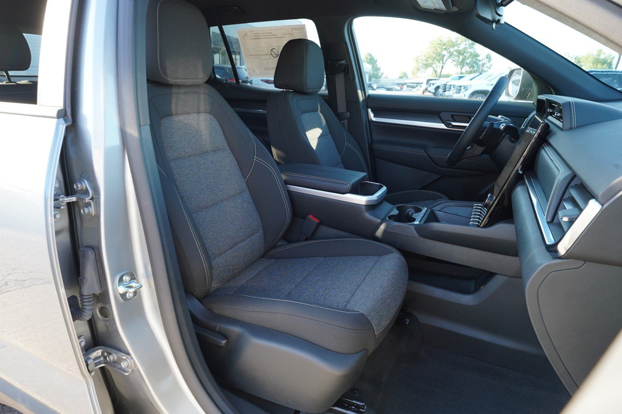 New 2026 GMC Terrain Elevation w/ Black Edition FWD image 26