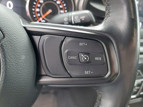 Used 2022 Jeep Wrangler Unlimited Sport image 27