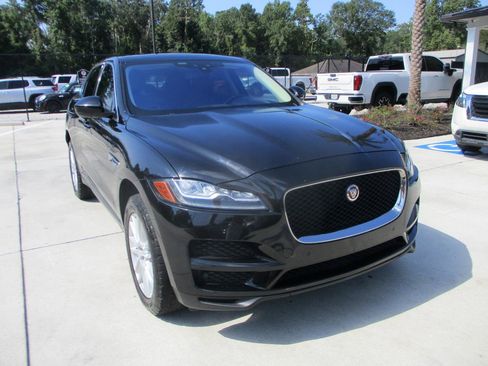 Used 2018 Jaguar F-PACE Prestige AWD/4WD image 3