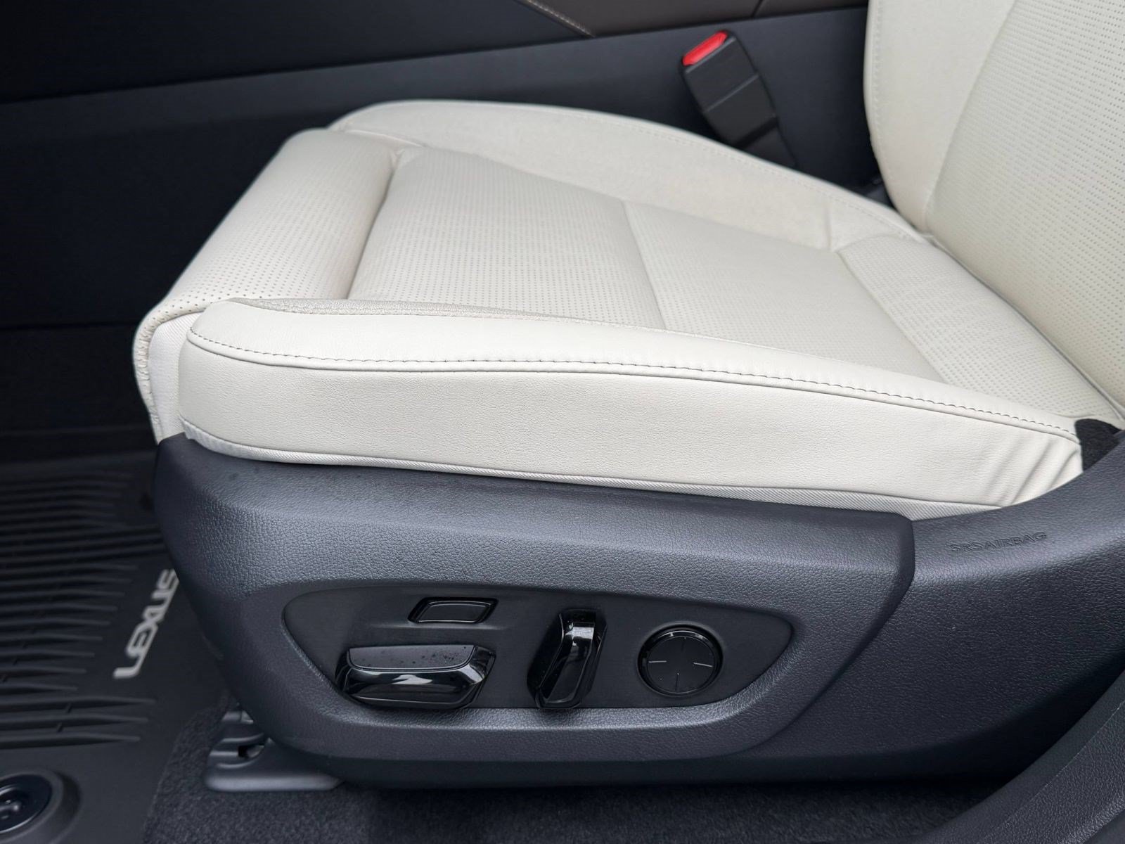 New 2026 Lexus RX 350 AWD w/ Convenience Package image 15