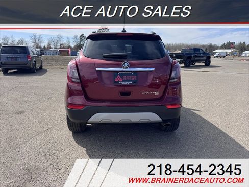 Used 2021 Buick Encore Preferred image 8