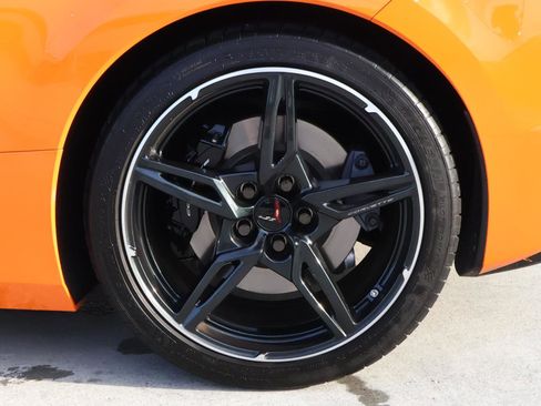 Used 2024 Chevrolet Corvette Stingray Preferred Cpe w/ Z51 Performance Package image 11